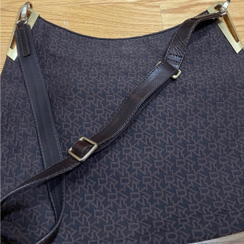 DKNY CROSSBODY BAG